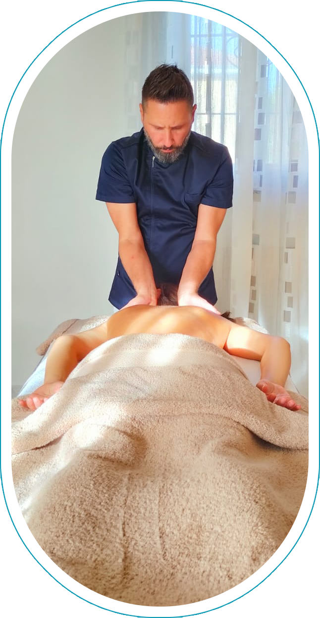 Studio olistico massaggi e trattamenti NATURALEZA sintetizza la missione di noi operatori olistici che attraverso l’uso di tecniche manuali,energetiche, meditative ed essenze naturali vibrazionali, agevoliamo il naturale processo di riequilibrio energetico, di crescita personale, di trasformazione e consapevolezza globale della persona, stimolando ad uno stile di vita ecologico e sostenibile.